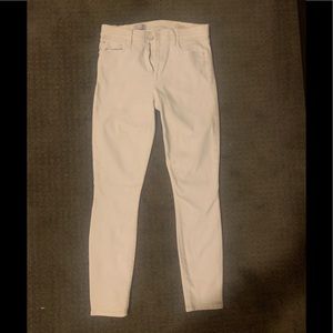 White skinny jeans